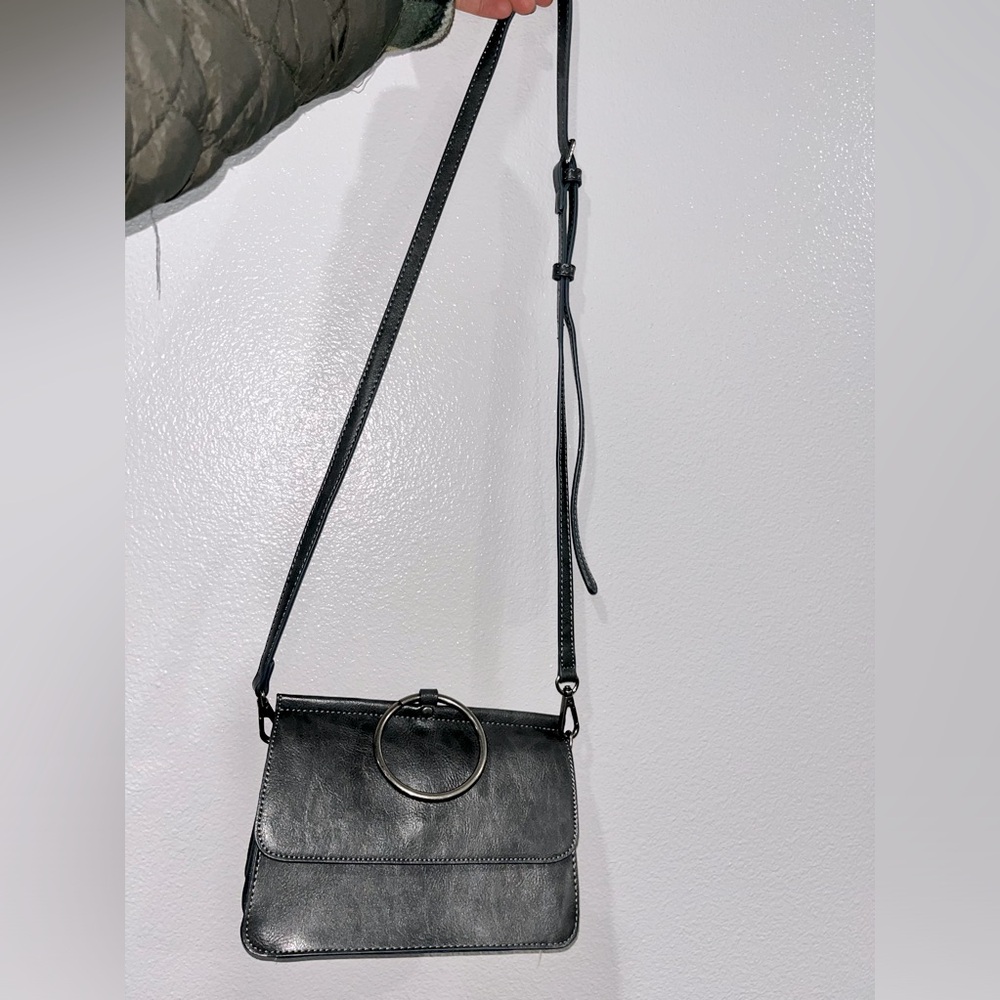 #21 Women’s Joy Susan Dark Gray Mini Cross Body Bag W/ Clasp & Handle